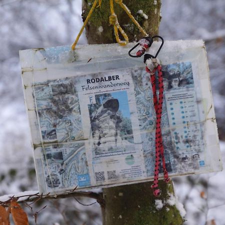 Ferienwohung Am Felsenwanderweg Im Pfaelzerwald Lejlighed Rodalben Eksteriør billede